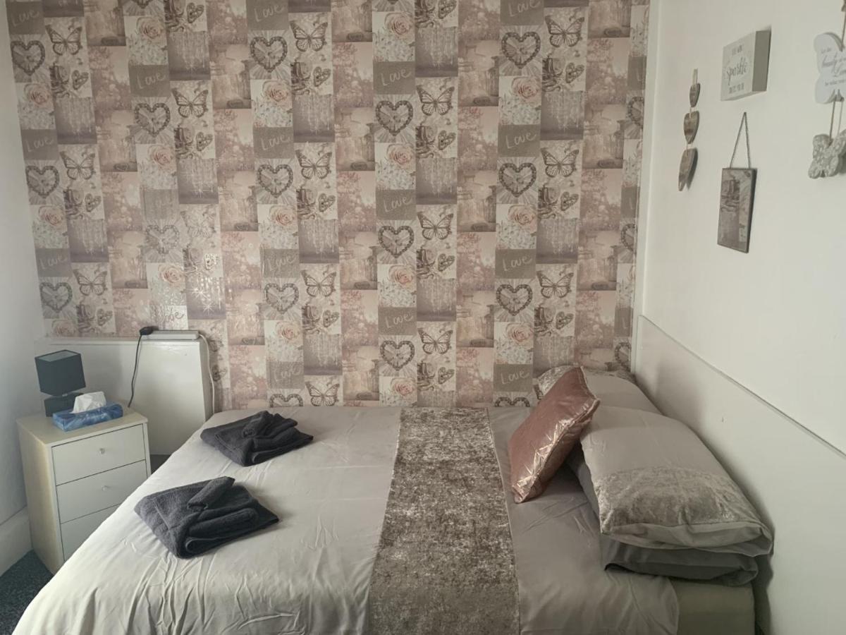 The Butterfly Hotel Group Weekends (Adults Only) Blackpool Bagian luar foto